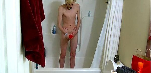  Twinks XXX But he also has some sensational jack off fucktoys to love